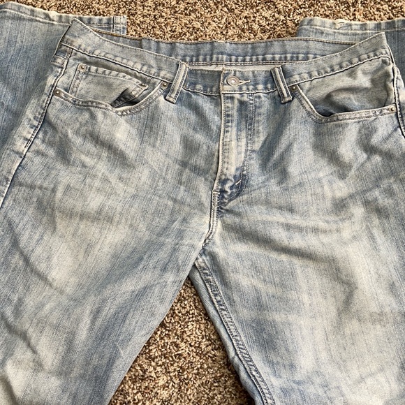 Men’s Levi jeans size 36x32 - Picture 3 of 3